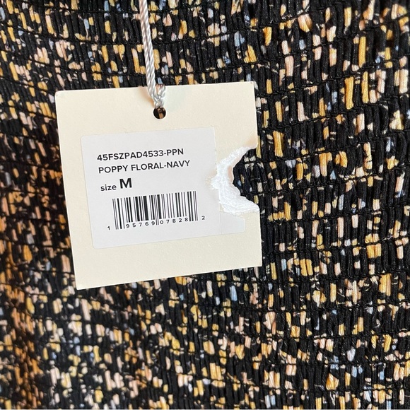 NWT FAVORITE DAUGHTER Apartment Smocked Maxi Dress In Poppy Floral-Navy size M - Picture 6 of 11